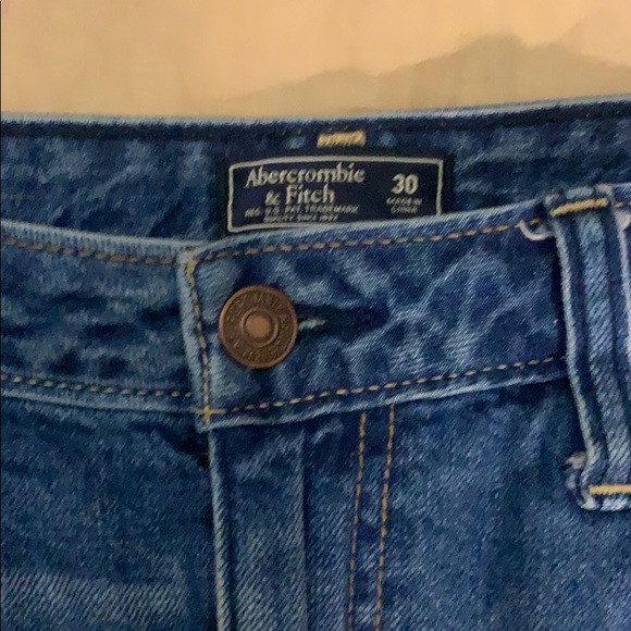 Abercrombie and Fitch Jean mini skirt - Picture 3 of 4